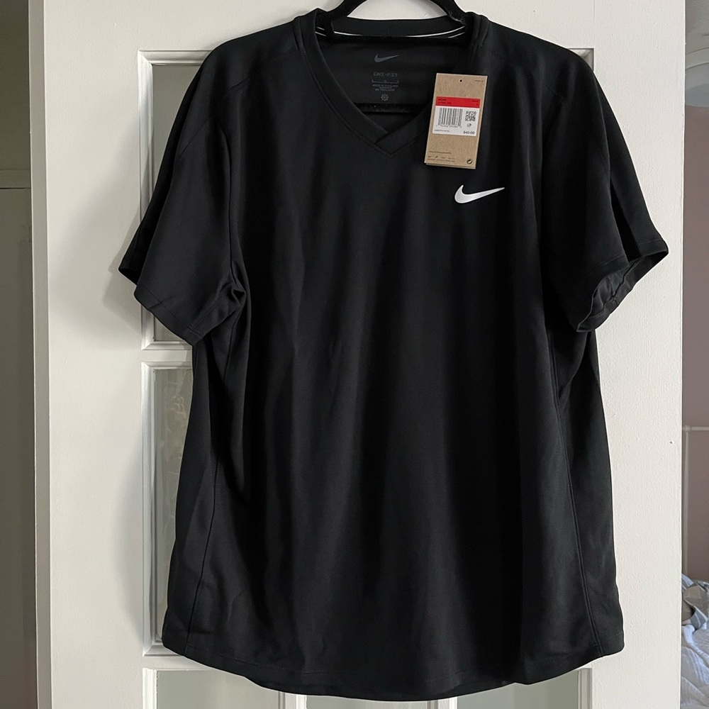MENS Nike Sports/Tennis Shirt **new with tags**